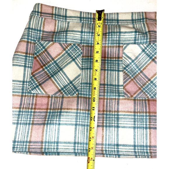 LeLis Pink Blue Cream Plaid Mini Skirt Side Zip Front Pockets Size Large NWT - Picture 8 of 9